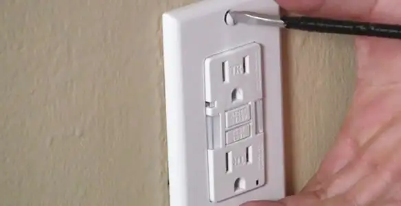 gfc outlets service securing and mounting ground fault circuit interrupter outlet by certified electricians in Los Angeles, CA