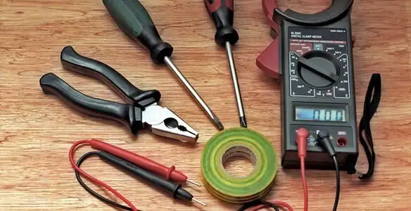Home electrical inspection using professional testing and diagnostic tools in Los Angeles, CA